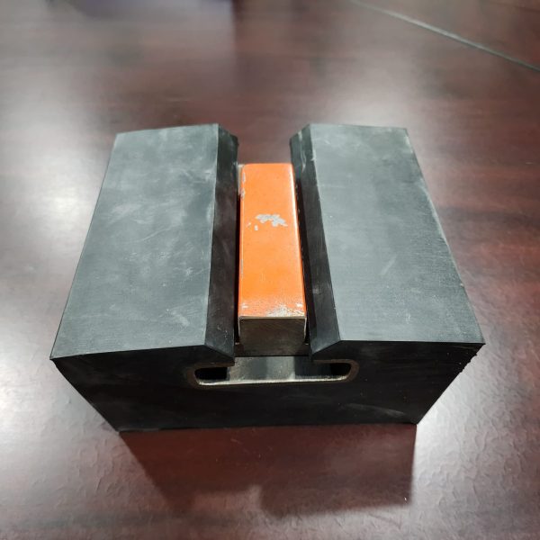 TRUNION RUBBER BLOCK