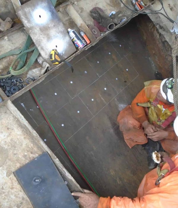 Install Rubber Block Discharge Launder 2