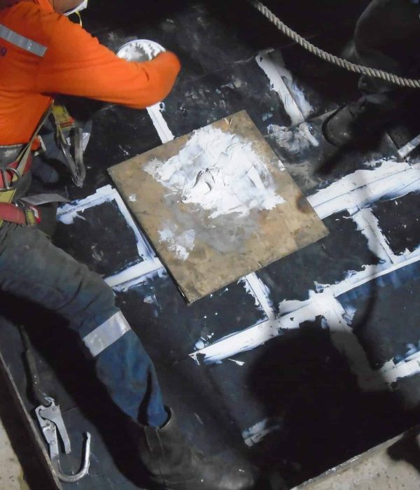 Install Rubber Block Discharge Launder 3