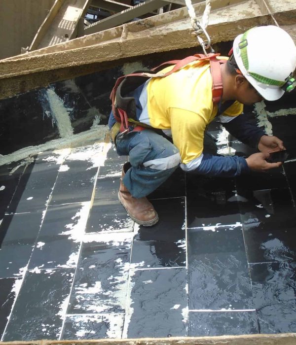 Install Rubber Block Discharge Launder 4